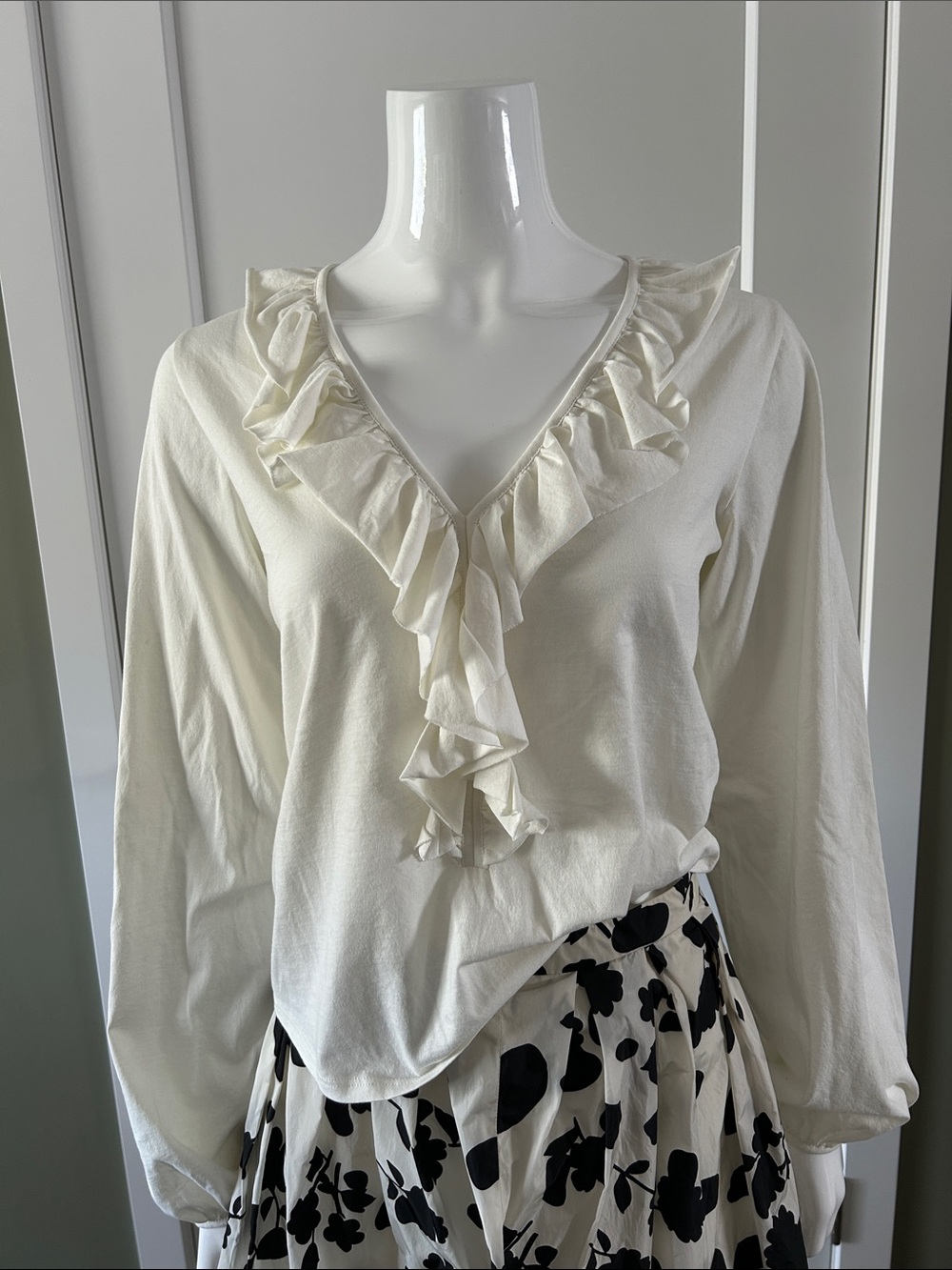 NATION LTD Giorgio Flouncetop in Porcelain | Size Small | New With Tags - Picture 14 of 16